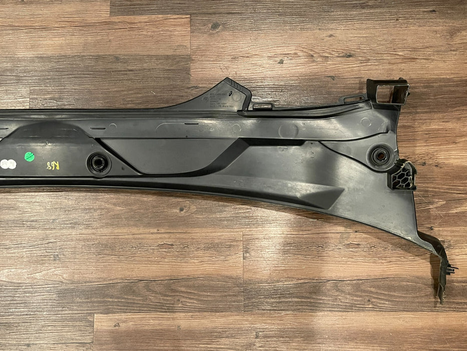 2020 BMW M8 COMP F93 FRONT WINDSHIELD COWL PANEL COVER TRIM OEM 51717435326