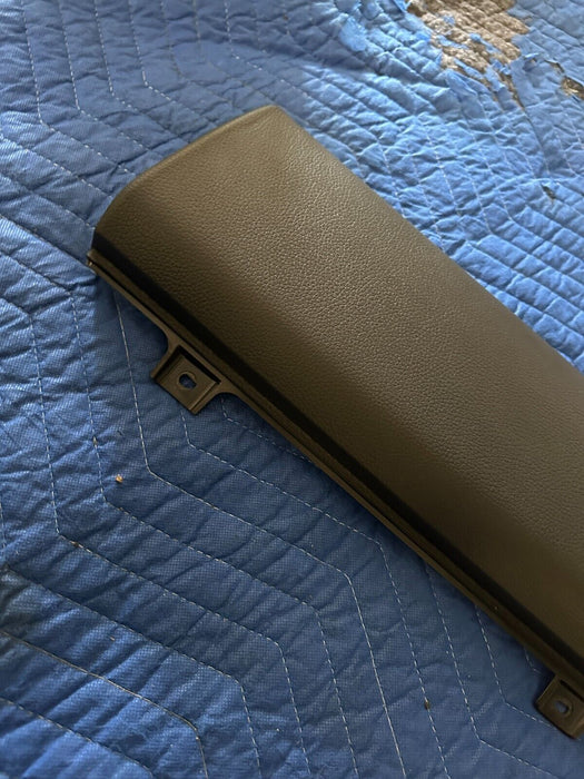 2016 2019 NISSAN TITAN XD FRONT RIGHT DASH PANEL FINISH MOLDING TRIM 68134EZ00A