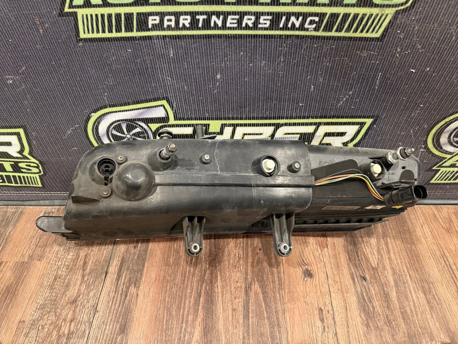 2014 2015 AUDI R8 V10 DRIVER SIDE LED TAIL LIGHT OEM *READ/VERY MINOR CRACK*