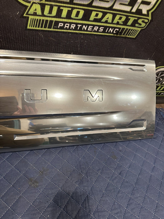 2024 FORD F250 F350 SUPERDUTY PLATINUM TAILGATE TRIM PLAQUE OEM PC3B J402A02