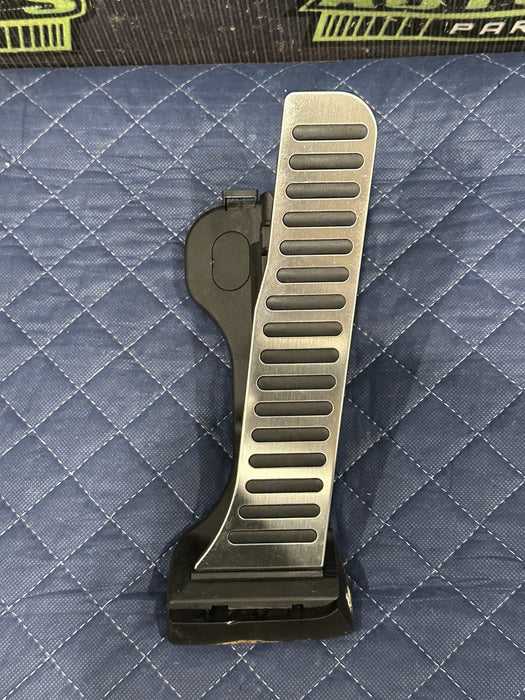 2014 AUDI R8 4.2L V8 THROTTLE ACCELERATOR GAS PEDAL 420 863 657 420863657