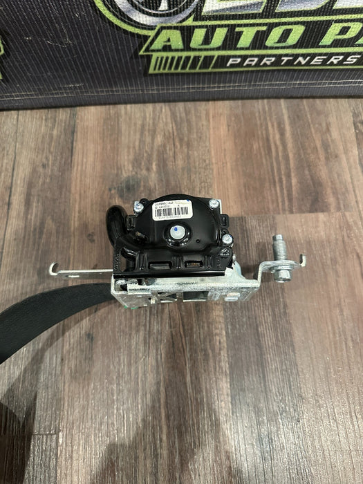 2017 NISSAN TITAN XD RESERVE FRONT DRIVER LEFT SEATBELT OEM