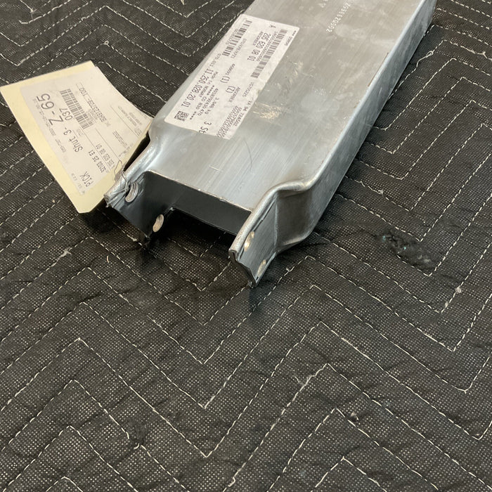 2021 MERCEDES E63S/C63S AMG FRONT RAIL EXTENSION BRACKET OEM RH 205-620-08-01