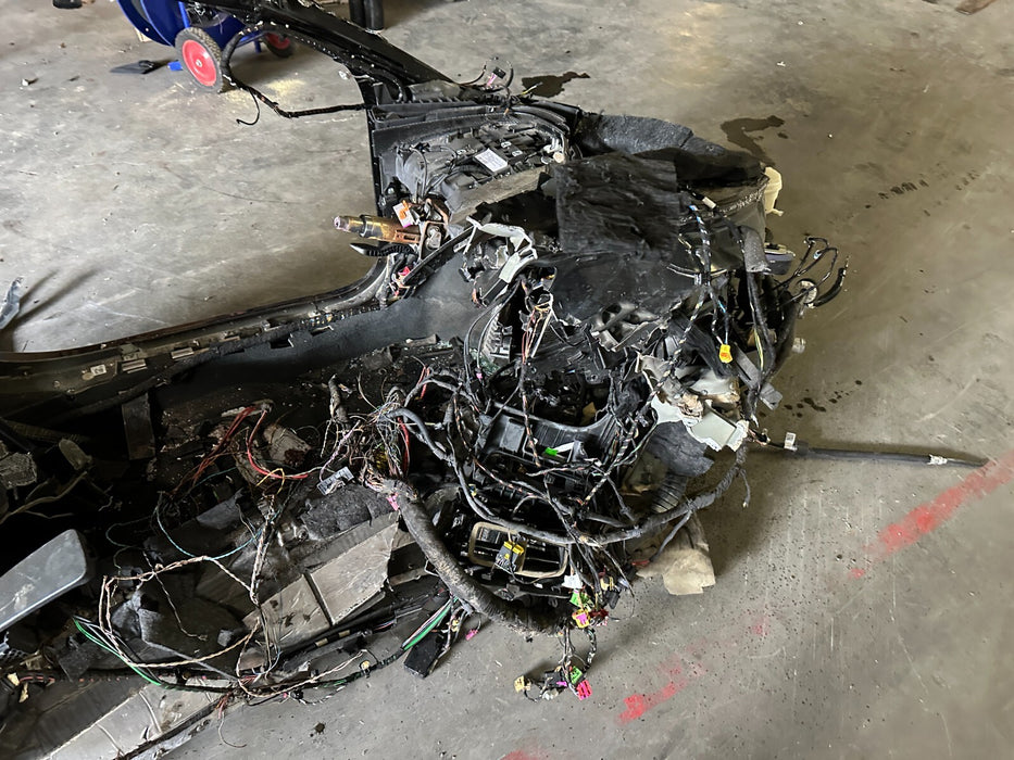 2017-2023 AUDI R8 DRIVER FLOOR PAN B PILLAR ROOF PILLAR SECTION CARBON *DAMAGE*