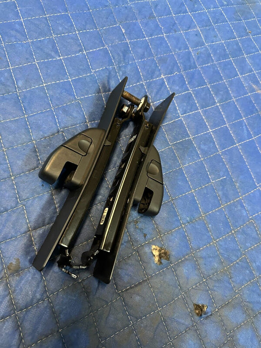 2019 FORD F250 F350 F450 PLATINUM B PILLAR SEATBELT ADJUSTER BRACKETS PAIR OEM