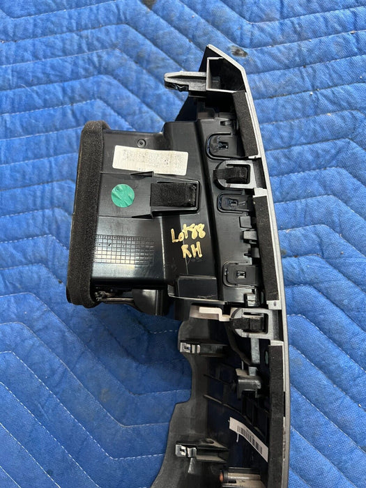 2016 2019 NISSAN TITAN XD FRONT RIGHT CENTER DASH AIR VENT A/C BEZAL OEM