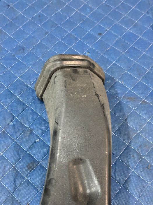 2012-2014 AUDI R8 V10 OEM ENGINE RIGHT AIR INTAKE TUBE PIPE PLASTIC