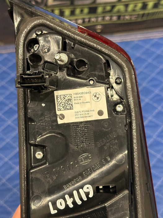2024 BMW M3 M4 G80 G82 REAR RIGHT INNER TAIL LIGHT OEM *COSMETIC FLAW #5*