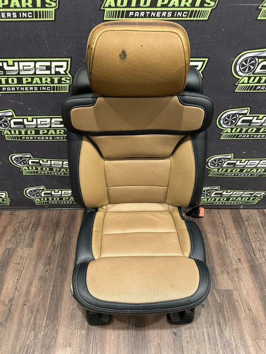 2023 2024 FORD F250 F350 F450 LARIAT FRONT RIGHT SEAT ~MINOR BURN WEAR~