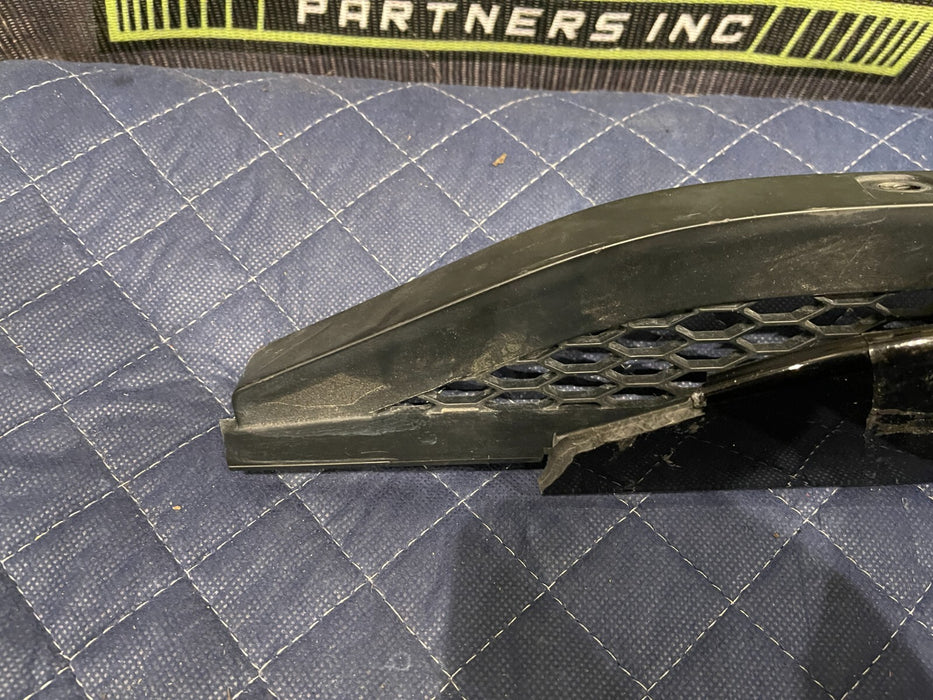 2021 AUDI R8 REAR RIGHT DECK LID VENT GRILL 4S8853672 ~DAMAGE~ 4S8 853 672