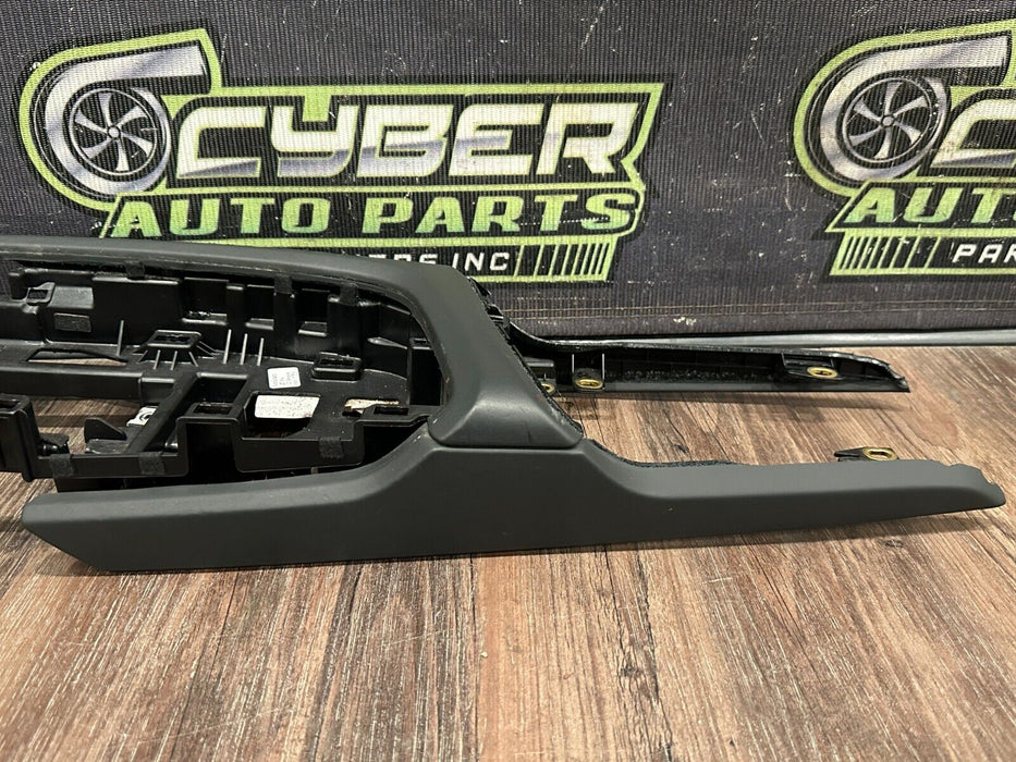 2017-18 AUDI R8 CENTER CONSOLE TRIM OEM 4S1 864 357 D *READ/SLIGHT WEAR*