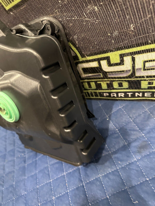 2020 BMW M4 SUBWOOFER LEFT HARMAN KARDON CENTRAL SPEAKER 6513 9210151-04