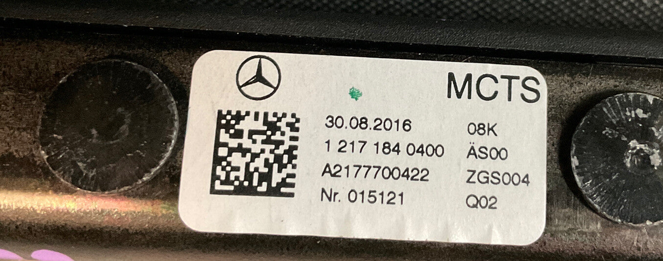 2017 MERCEDES-BENZ C63 AMG RIGHT CONVERTIBLE TOP LOCK PAD LATCH 217 770 04 22 64