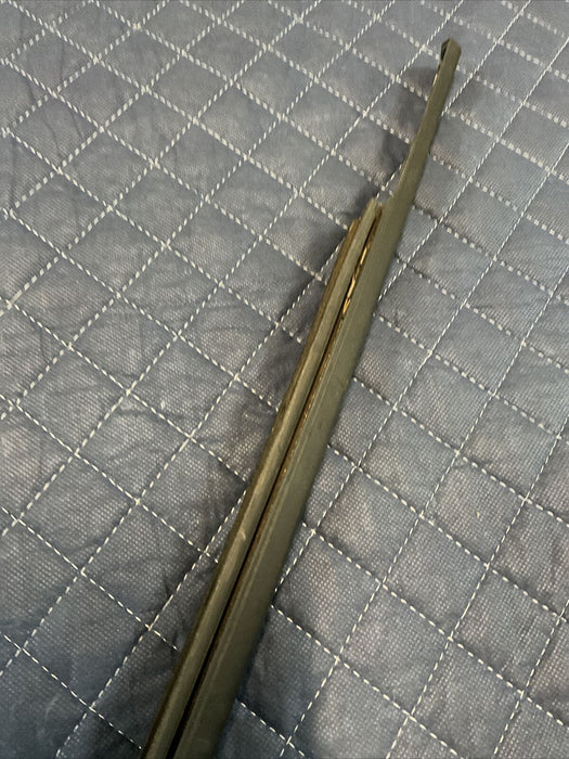 2017-2020 FORD F250 F350 F450 REAR RIGHT PASSENGER DOOR WINDOW BELT MOLDING OEM