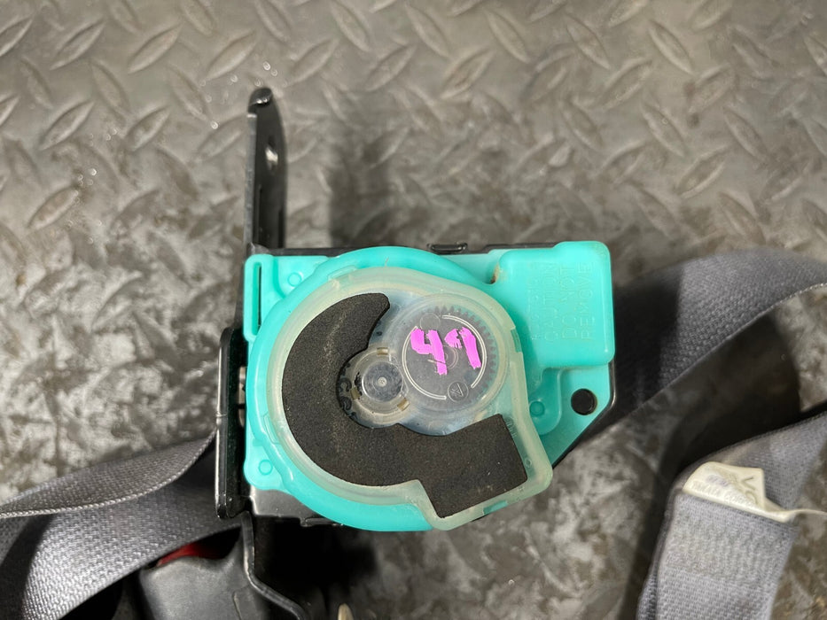 2016 SUBARU WRX STI REAR MIDDLE SEAT BELT RETRACTOR OEM