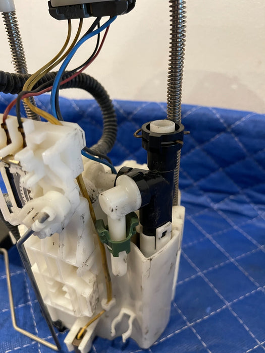 2017 INFINITI Q50 RED SPORT GAS TANK FUEL PUMP ASSEMBLY OEM
