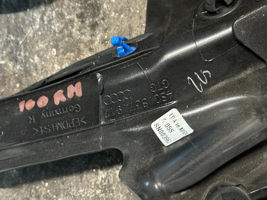 2018 AUDI R8 SPYDER RIGHT PASSENGER DOOR SEAL 4S0837912A 4S0 837 912 A