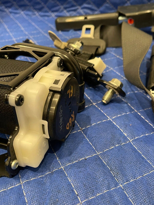 2017 INFINITI Q50 RED SPORT FRONT LEFT & RIGHT SEATBELTS OEM (2)