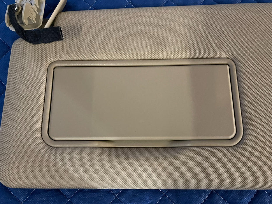 2017 2018 2019 FORD F250 F350 F450 LARIAT LEFT & RIGHT TAN OEM SUN VISORS