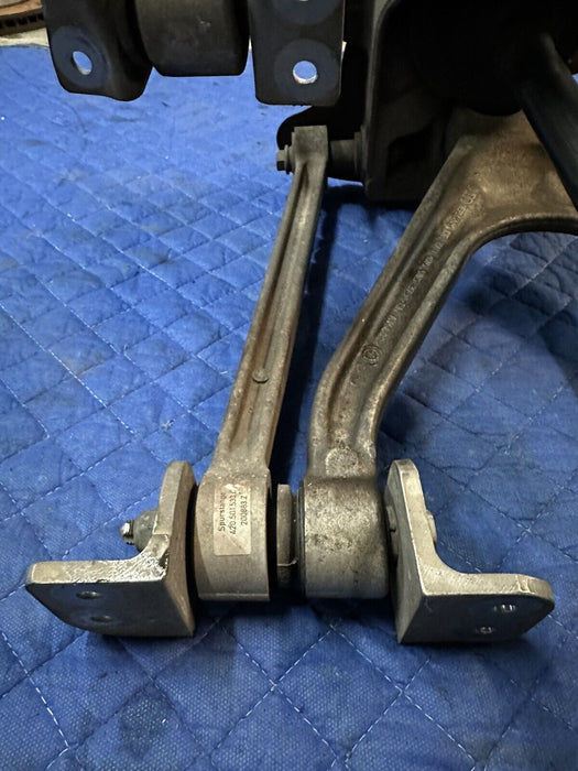 2012 AUDI R8 4.2L V8 OEM REAR LEFT DRIVER SUSPENSION KNUCKLE CONTROL ARM W/ AXLE