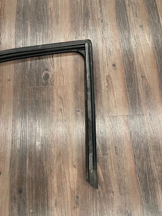 2017-2019 FORD F250 F350 F450 FRONT DRIVER LEFT DOOR WEATHER STRIP SEAL OEM