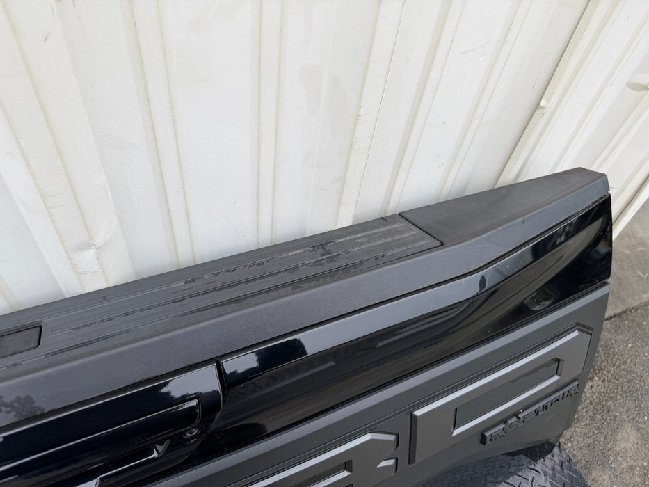 2019 FORD F150 RAPTOR REAR TAILGATE W STEP (G1) SHADOW BLACK OEM *FLAWS 8-11*