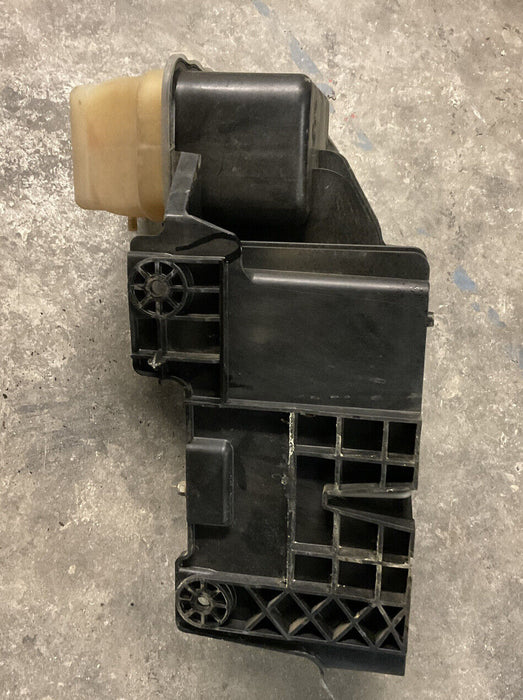 2017-2019 FORD F250 F350 F450 BATTERY HOLDER TRAY W/ RESERVOIR OEM 2017-2019