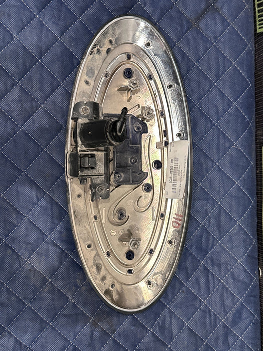 2020-2020 FORD F350 F450 FRONT GRILLE EMBLEM W CAMERA ASSEMBLY OEM