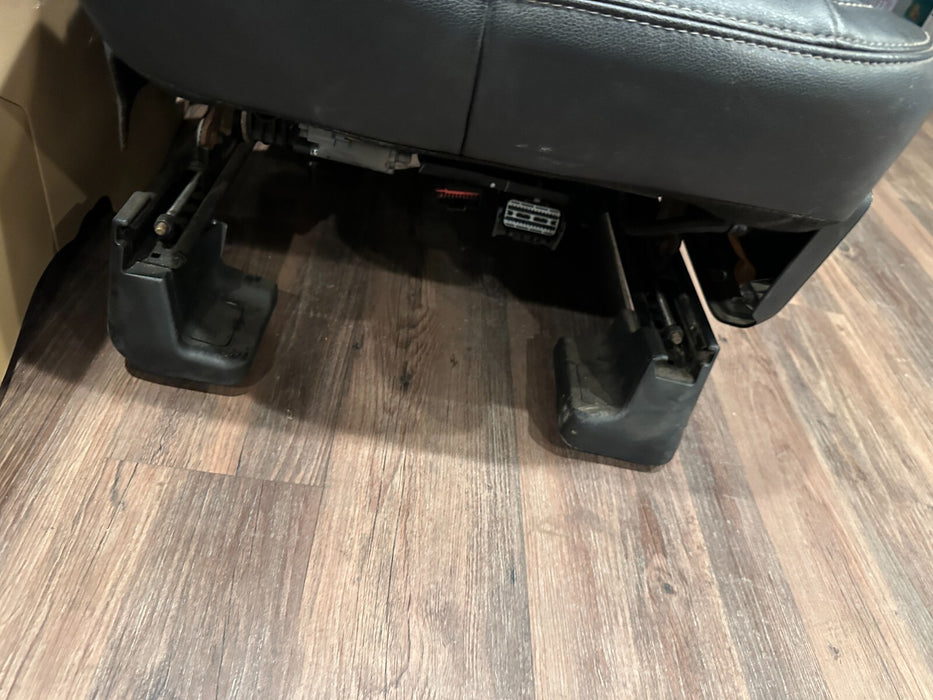 2023 2024 FORD F250 F350 F450 LARIAT FRONT SEATS CENTER CONSOLE ~MINOR BURN WEAR