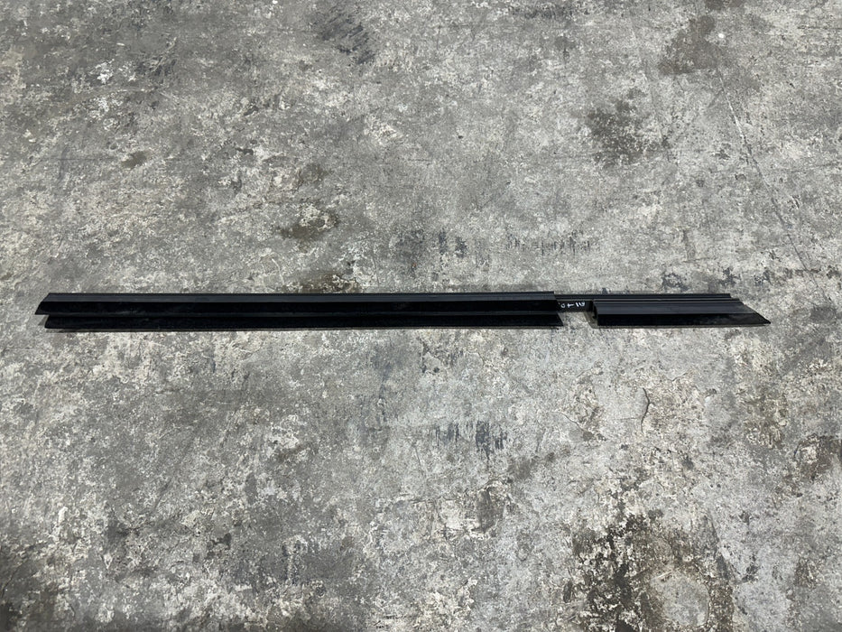 2024 BMW M3 M4 G80 G82 REAR RIGHT DOOR WINDOW INNER SEAL OEM