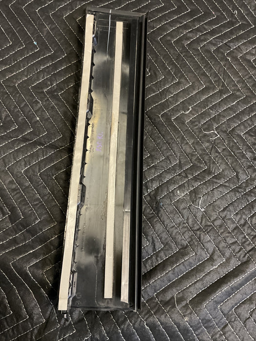 2017 FORD F250 F350 F450 REAR DRIVER GLOSS BLACK B PILLAR MOLDING OEM
