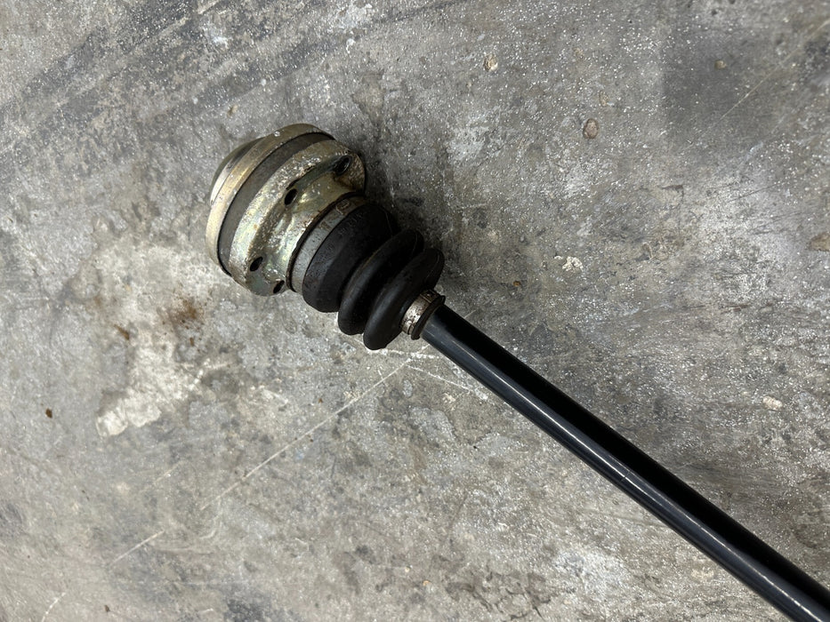 2014 AUDI R8 COUPE FRONT RIGHT PASSENGER AXLE SHAFT 420 407 271 A OEM