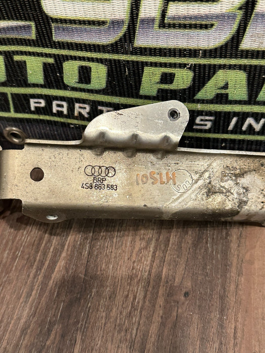 2021 AUDI R8 REAR DRIVER LEFT BRACKET OEM 4S8 863 583