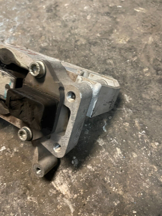 2021 AUDI R8 PLUS TRANSMISSION MOUNT ~BUSHING DAMAGE~ 4S0 813 857 B 4S0.813.857B