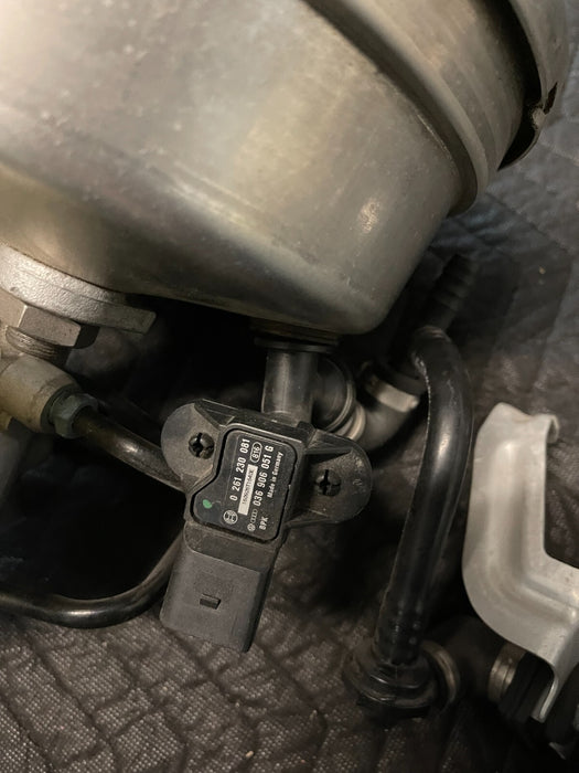 2017 AUDI R8 V10 MASTER CYLINDER POWER BRAKE BOOSTER OEM GENUINE 4S0 612 105 D