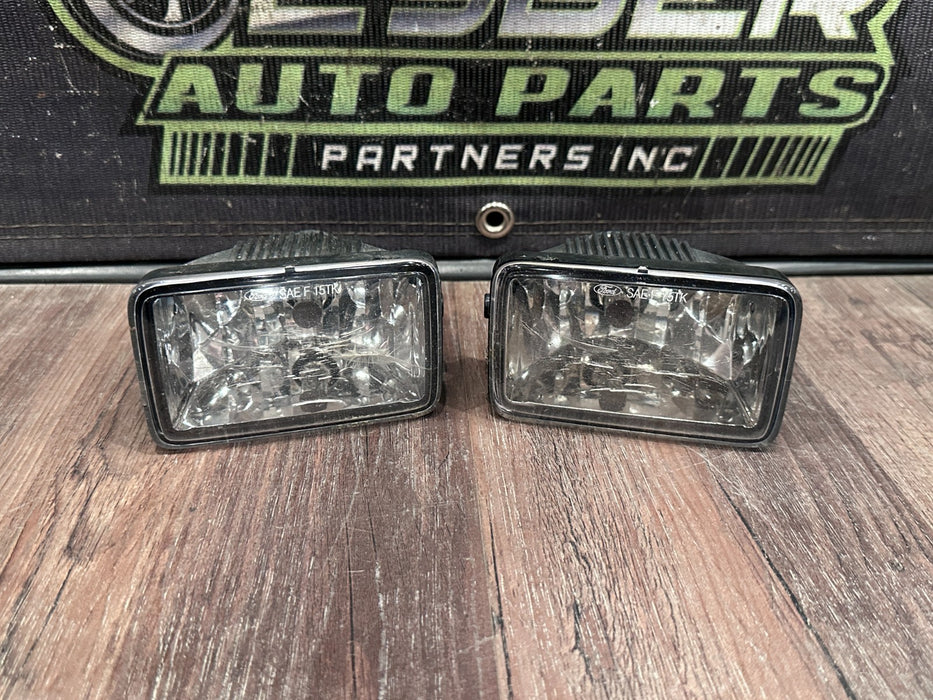 2015-2019 FORD F-150 LEFT RIGHT FOG LIGHT LAMP OEM *LENS SCRATCHED UP*