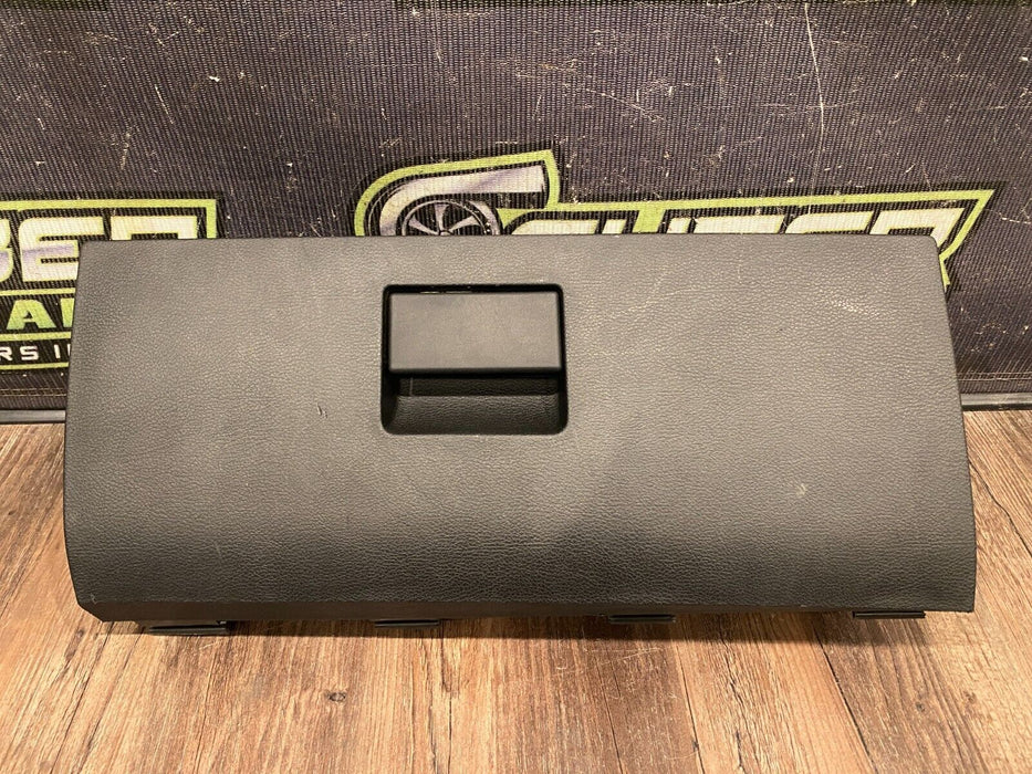 2017 DODGE RAM 2500 3500 LIMITED GLOVE BOX STORAGE COMPARTMENT OEM *SCUFFS/READ*