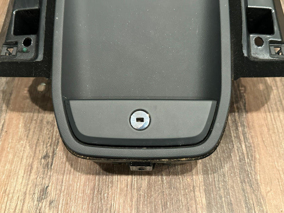 2017 AUDI R8 SPYDER REAR STORAGE COMPARTMENT BIN OEM 4S7 868 675