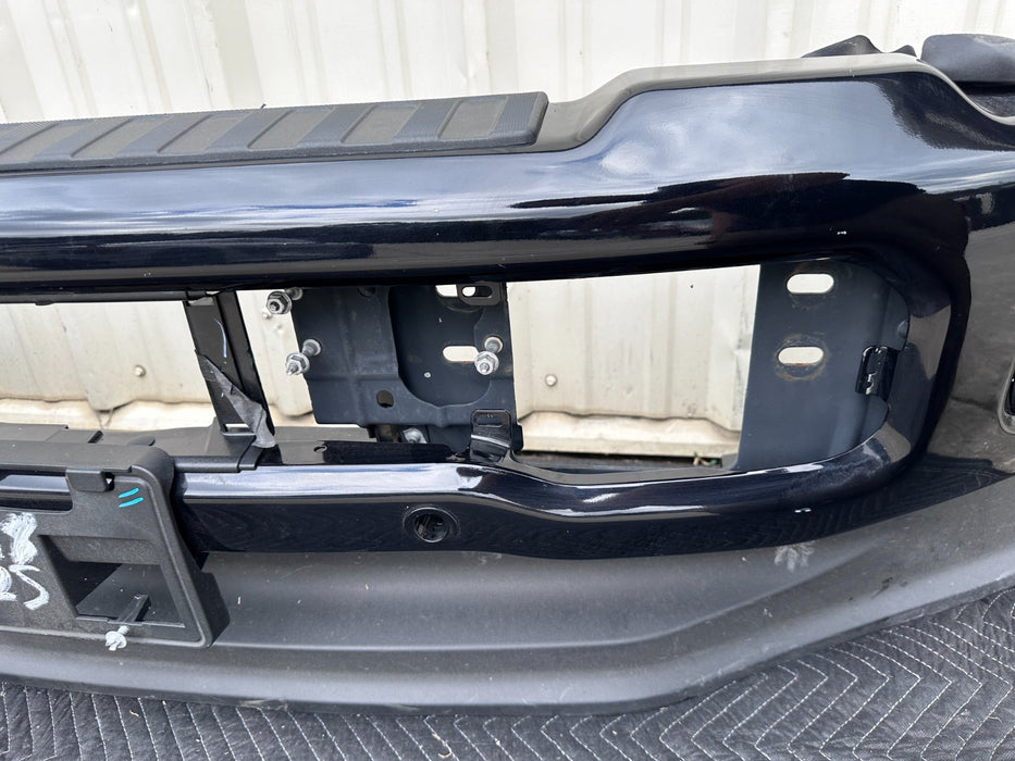 2023 2025 FORD F450 PLATINUM FRONT BUMPER ASSEMBLY AGATE BLACK ~MINOR SCRATCHES~