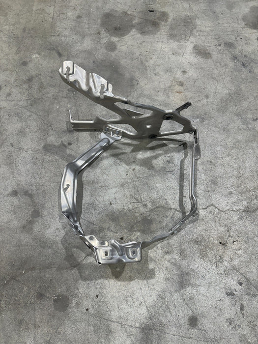 2014 PORSCHE 911 TURBO S 991 REAR LEFT INTERCOOLER MOUNT BRACKET OEM 99150425300