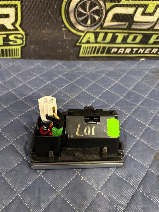 2014 AUDI R8 FRONT CENTER CONSOLE ASHTRAY ASSEMBLY OEM 420 857 950
