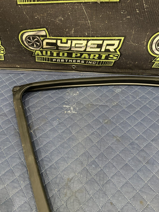 2019 FORD F150 3.5L RAPTOR FRONT RIGHT DOOR WEATHERSTRIP OEM FL34-1521596