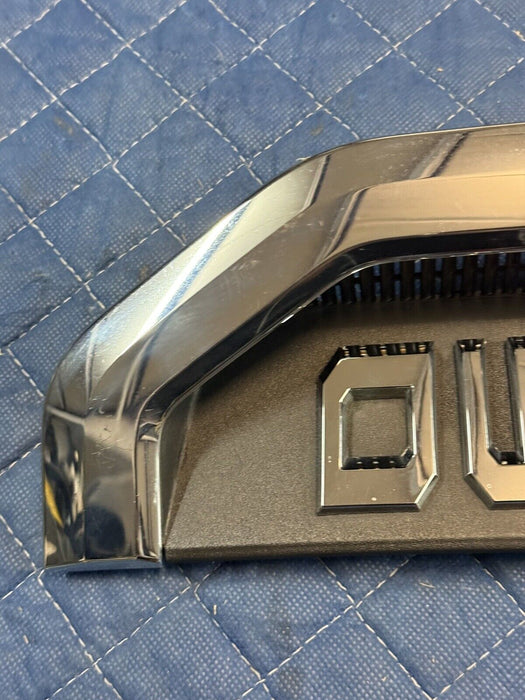 2017-2019 FORD F350 LARIAT CHROME DRIVER LEFT FENDER EMBLEM BADGE OEM