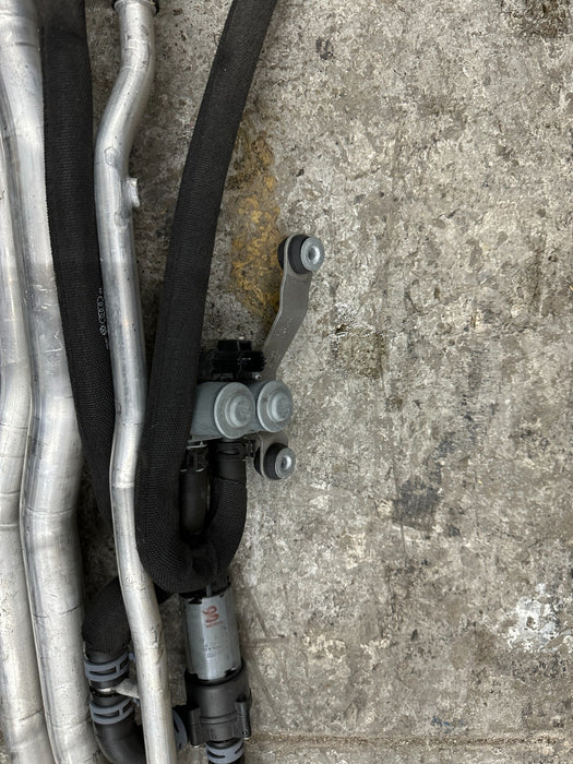 2014 AUDI R8 OEM UNDERBODY CENTER COOLANT PIPE LINE HOSE TUBE 420 121 050 B