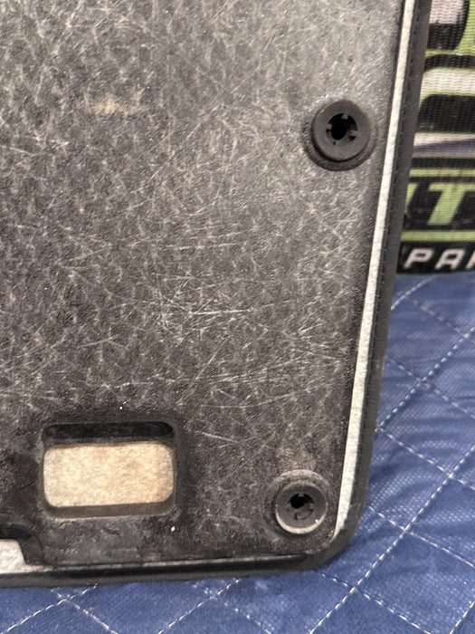 2021 AUDI R8 FRONT RIGHT FOOT REST SUPPORT TRIM COVER PAD PANEL 4S1 864 420