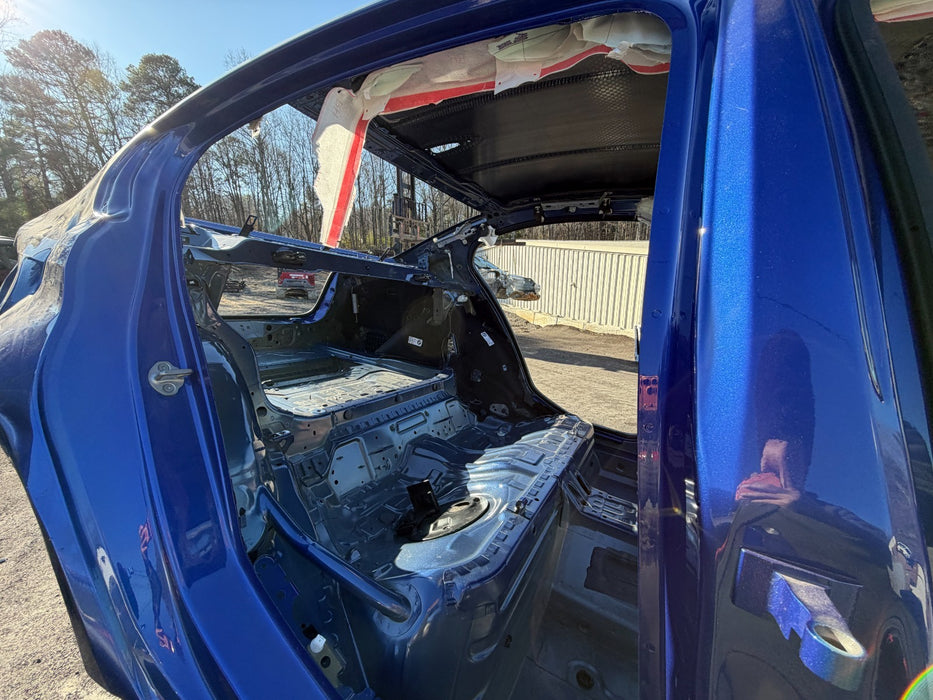 2024 BMW M3 G80 BLUE SHELL FRAME CHASSIS 4 DOOR CARBON ROOF OEM *DAMAGE*