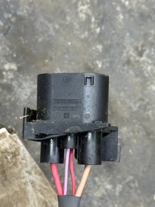 2014 AUDI R8 FRONT RIGHT PASSENGER RADIATOR 420 121 252 ASSEMBLY ~DAMAGE!!~