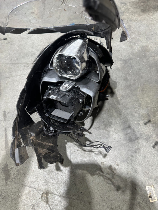 2014 PORSCHE 911 TURBO S PASSENGER RIGHT HEADLIGHT OEM *DAMAGED*