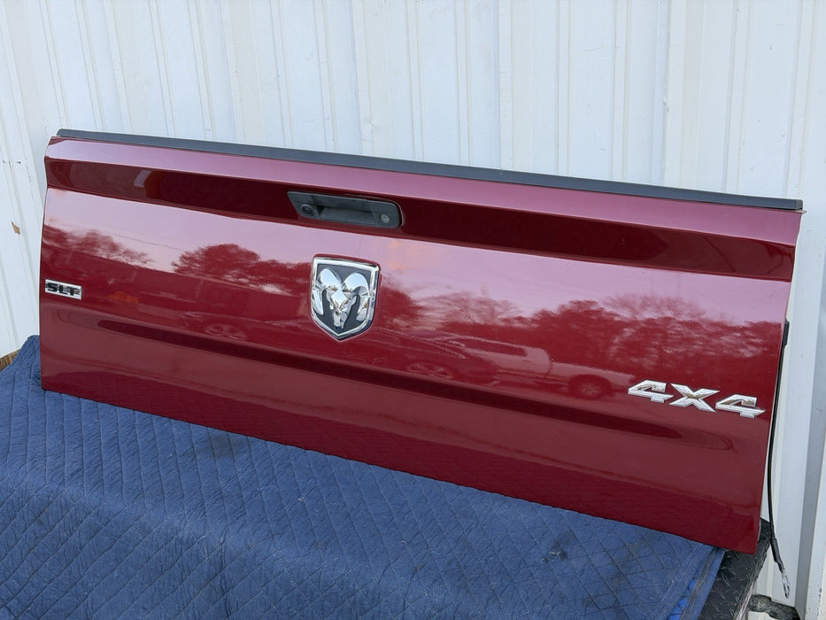 2015 RAM 2500 TAILGATE ASSEMBLY DEEP CHERRY RED CRYSTAL PEARL OEM 2014-2018