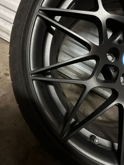 2015-2020 BMW M4 F82 REAR WHEEL RIM TIRE 10X20 666M 285/30R20 2287501 ~READ~